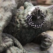 hodvabny sperk mikyta versailles francuzsko